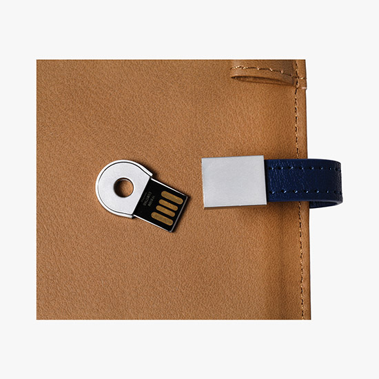 Executive Junior Power Bank Binder with USB Drive Closure