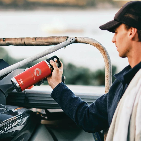 YETI Rambler 26 oz.Water Bottle with Chug Cap