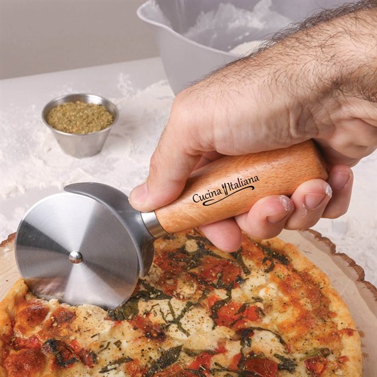 Galley Beechwood Pizza Cutter