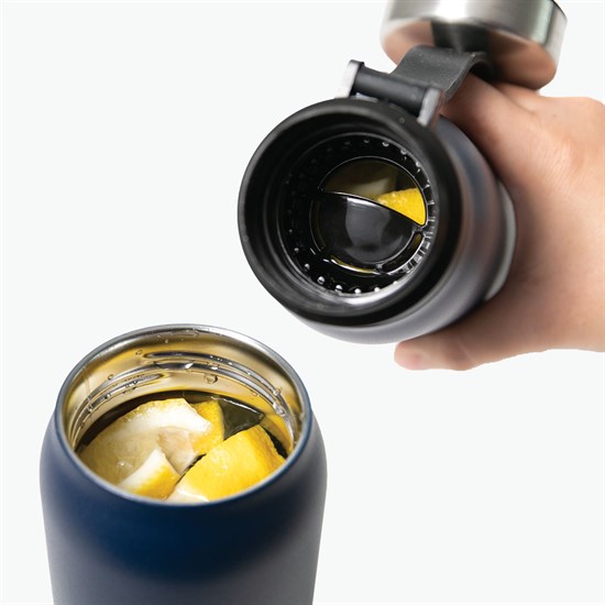 20 oz Insulated Bottle with Easy Drink Lid