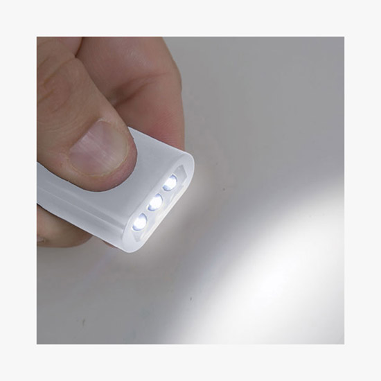 Pull-Apart LED Flashlight with Carabiner Clip - 24-Hour Production