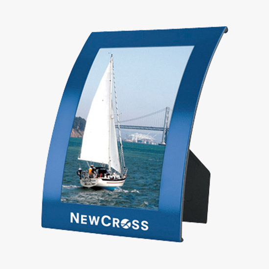 The Curve Photo Frame