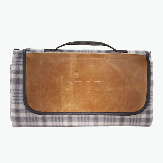 Field & Co Picnic Blanket