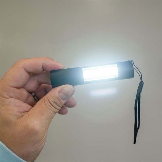 reNew Dual-Light Rechargeable Flashlight - Clearance