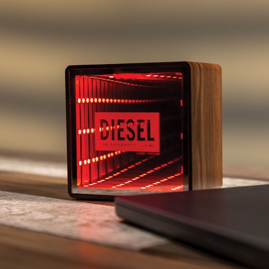 Orbit Light-Up Speaker - Full Color