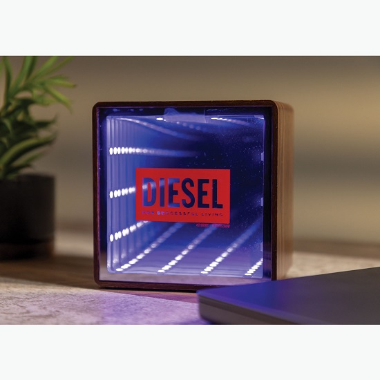 Orbit Light-Up Speaker - Full Color
